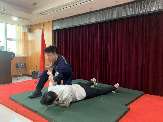 聚焦“小单位” 筑牢“大清静”——广州澳门永利皇宫官网入口治理集团举行应急处置惩罚能力提升专项培训_企业动态_澳门永利皇宫官网入口官网 - Powered by 广州广府通讯息科技有限公司